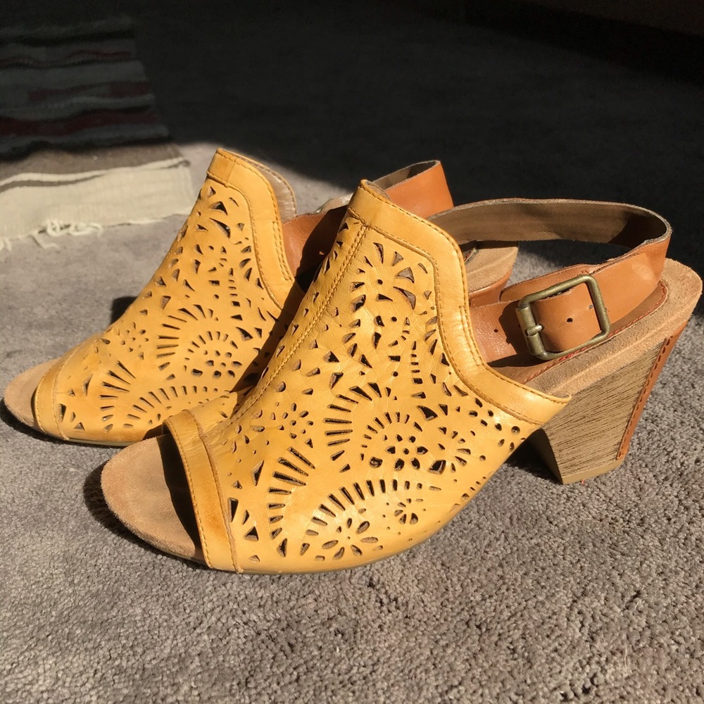 Full Grain Leather Heel Rubber Sole